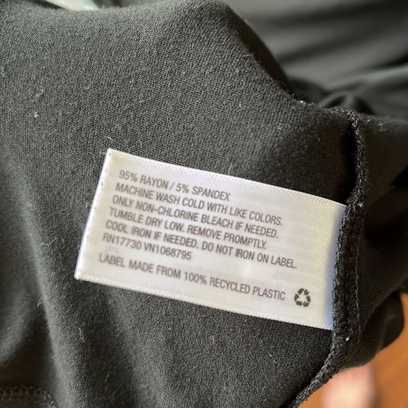 2 Top Bundle - Picture 7 of 8